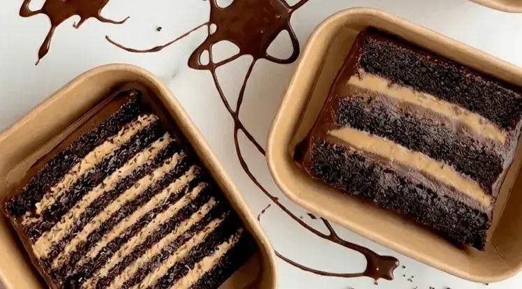 London's Viral Whipped Caramel Cake